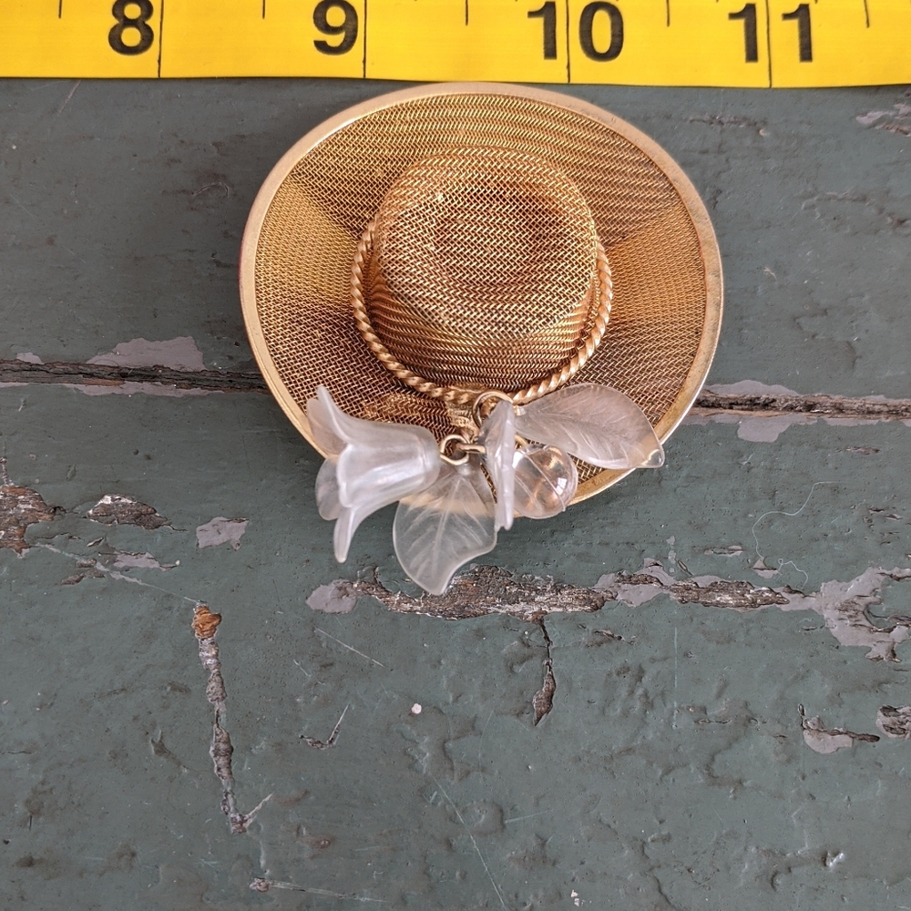 HAT BROOCH! 👒👒👒👒👒 - Picture 2 of 5